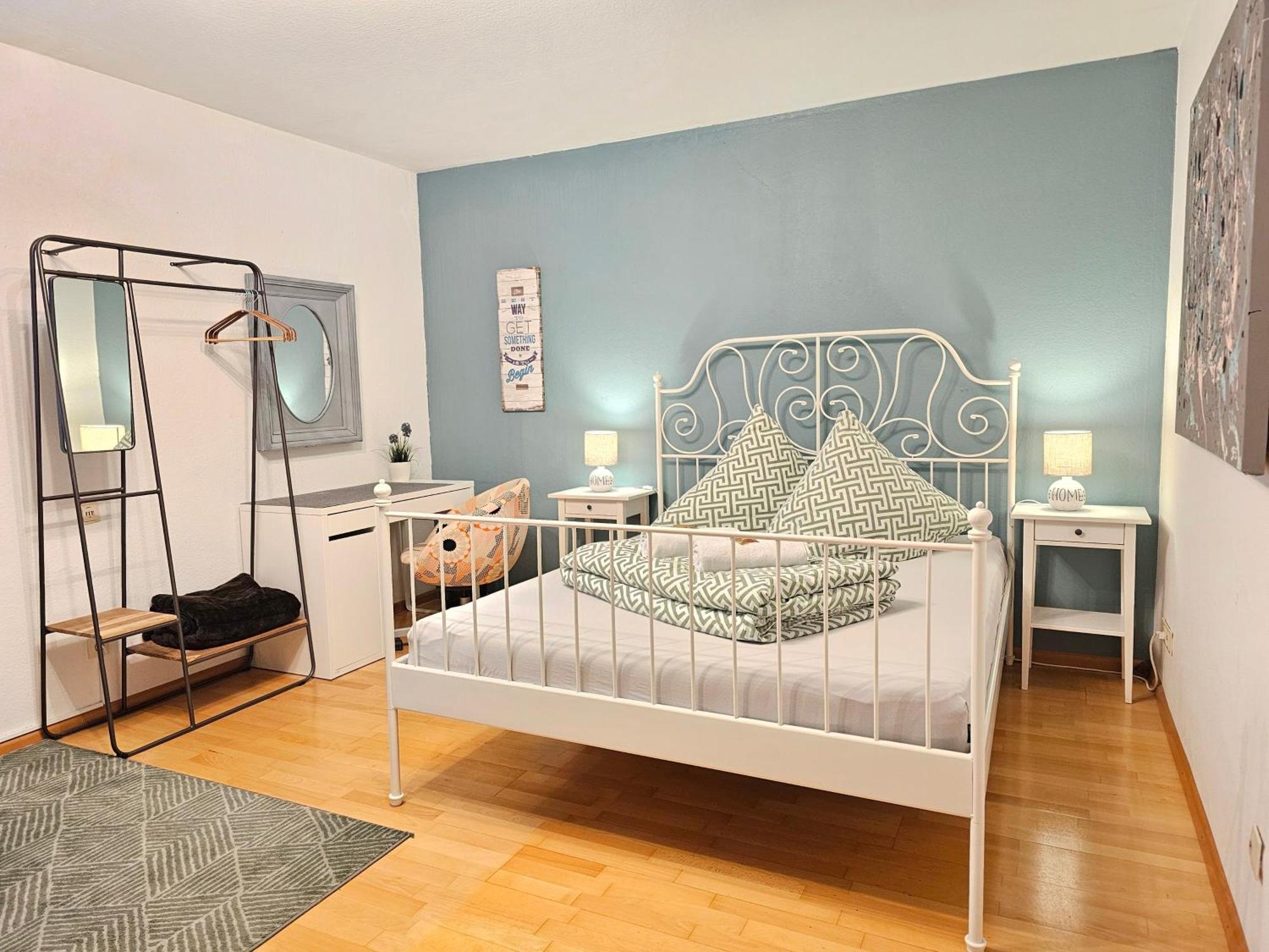 Doppelzimmer 2 I Geteiltes Bad & Kueche I Mit Dem Zug Nur 4 Min Bis Zum Hauptbahnhof Фрайбург Экстерьер фото